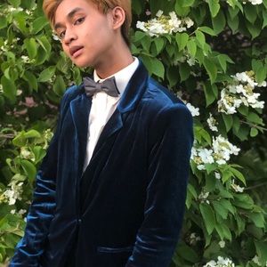 [Forever 21] Soft Velvet Blazer